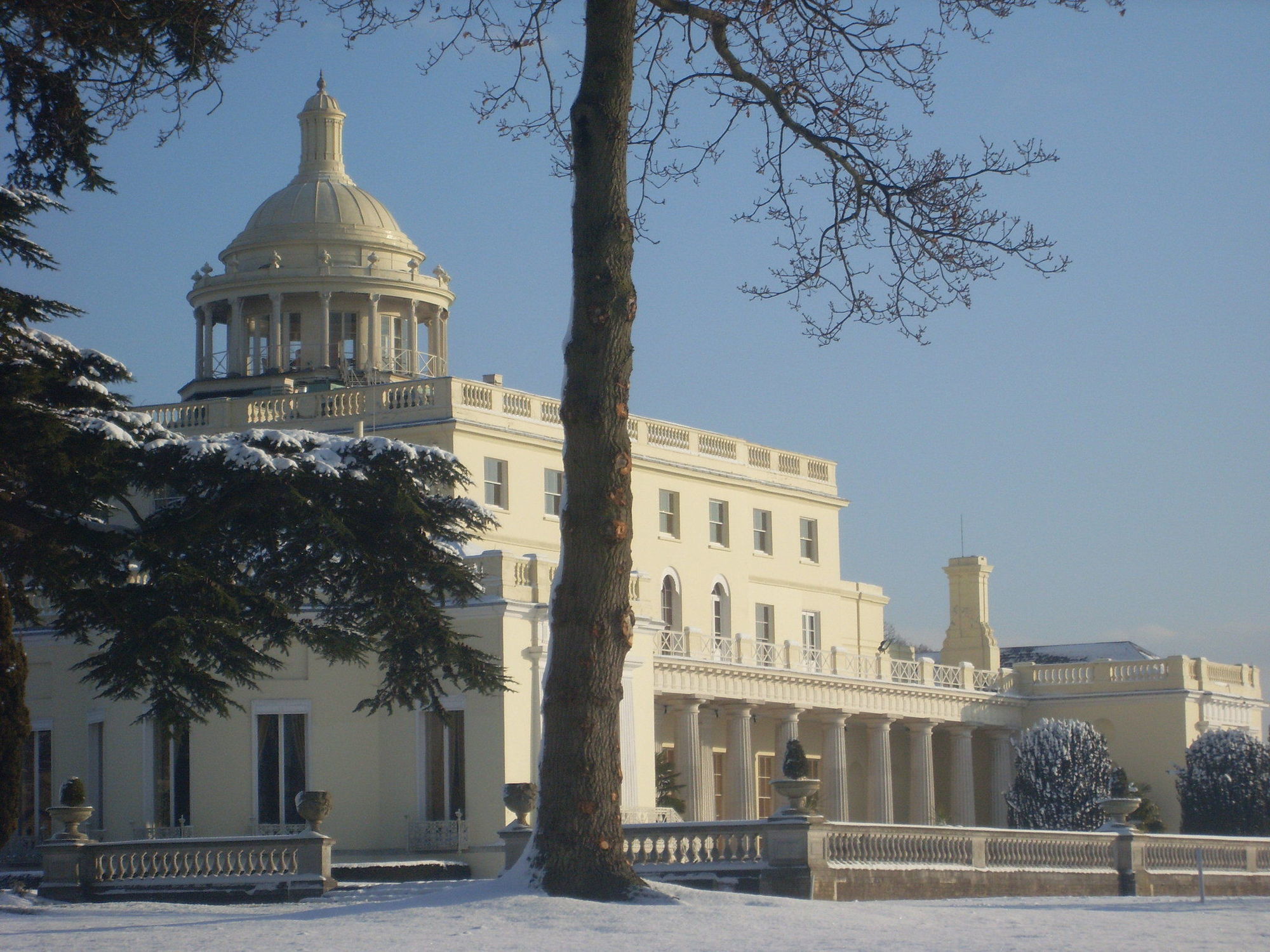 Отель Stoke Park Stoke Poges Экстерьер фото